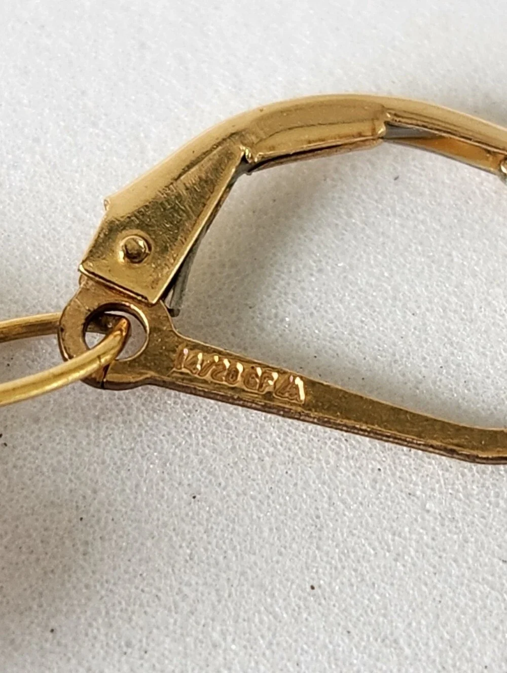 N/A delicate gold